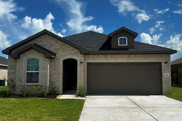 2818 Coral Dr — PEARLBROOK