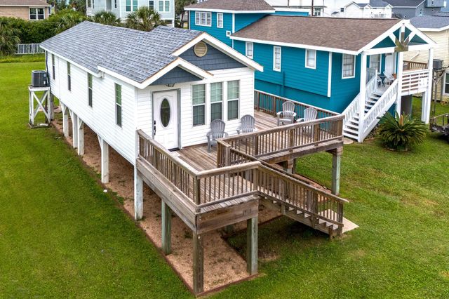 4115 Surf Dr — Palm Beach