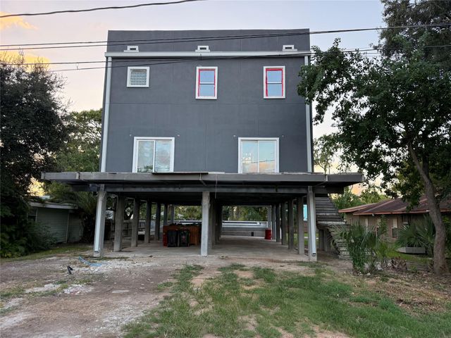 127 5th St — San Leon