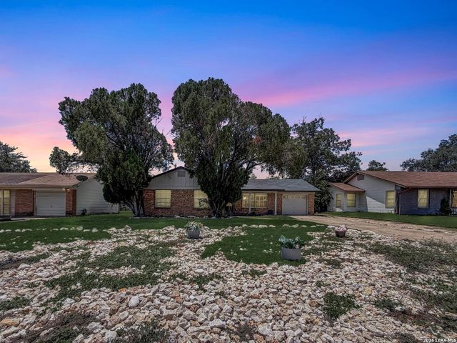209 SCOTT AVE — OLD ROSE GARDENSC