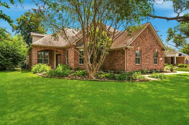 4330 Whickham Dr — Weston Lakes