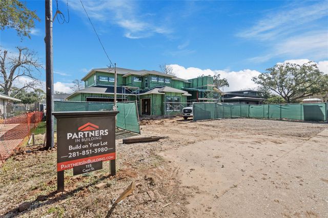115 Capri St — Venetian Estates Sec 1