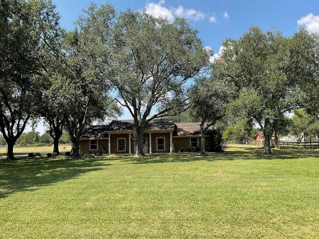 2323 Stevenson Rd CR391 — Burk Minor Of West Friend