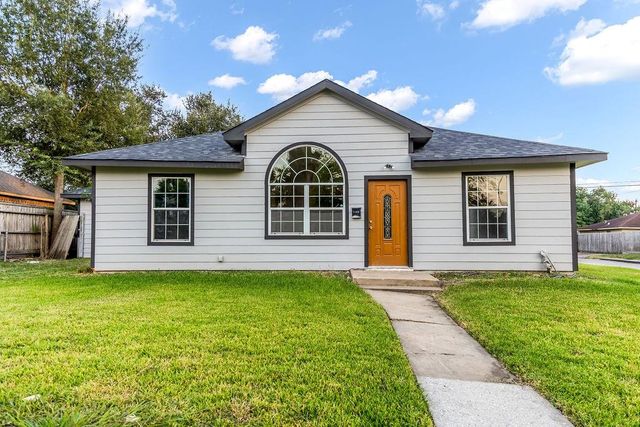 2302 Norman St — Red Bluff Terrace Sec 01