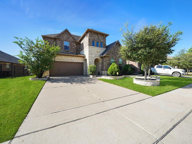 20015 Alyssa Meadows Ln — Mirabella Sec 10