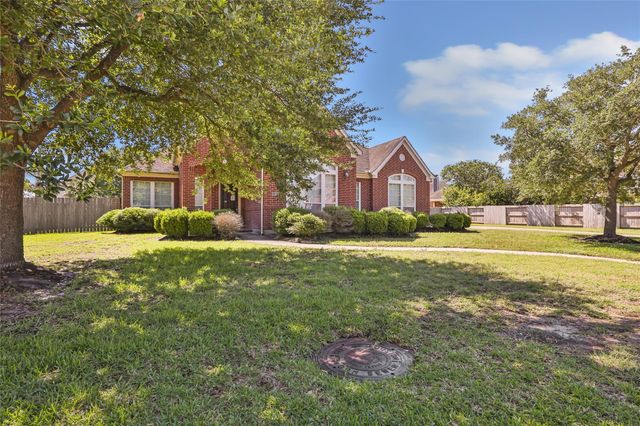 11326 Dawnheath Dr — Cypress Crk Lakes Sec 02
