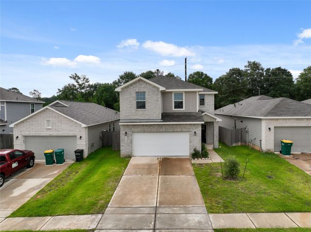 25738 Boxwood Hedge Ln — FAIRWAY FARMS