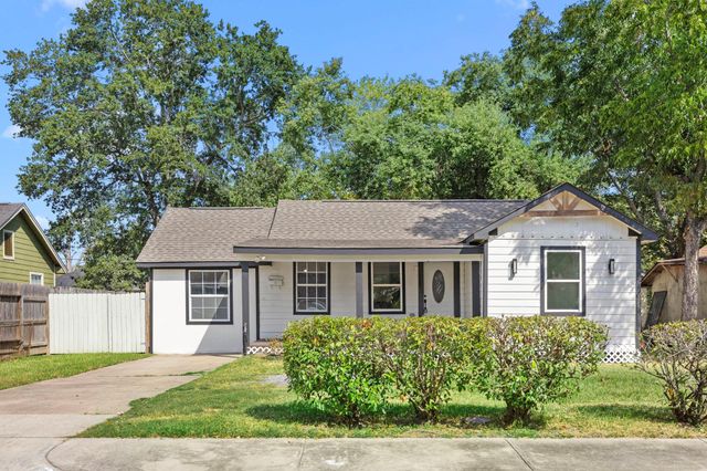 905 Elm Ave — Pasadena Heights