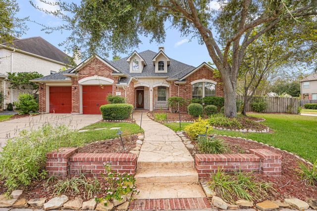 802 Floriencia St — Telfair