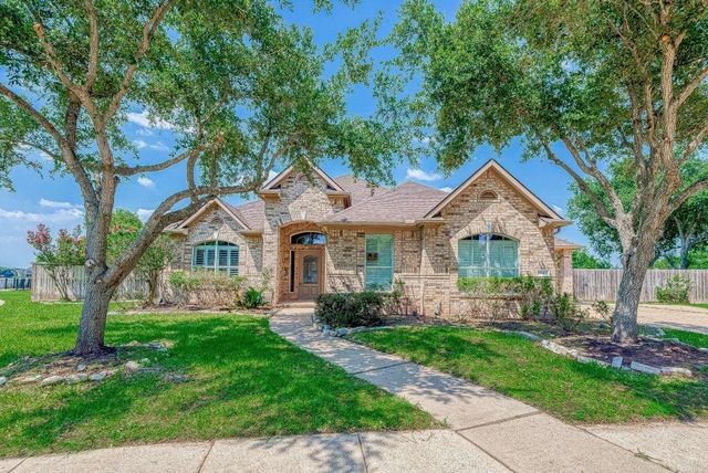 13403 Lakemeade Ct — Orchard Lake Estates Sec 1