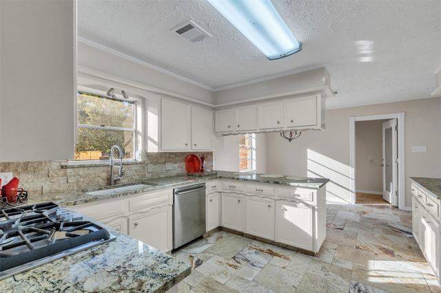 603 Saint Andrews Rd — Kingwood Forest Cove