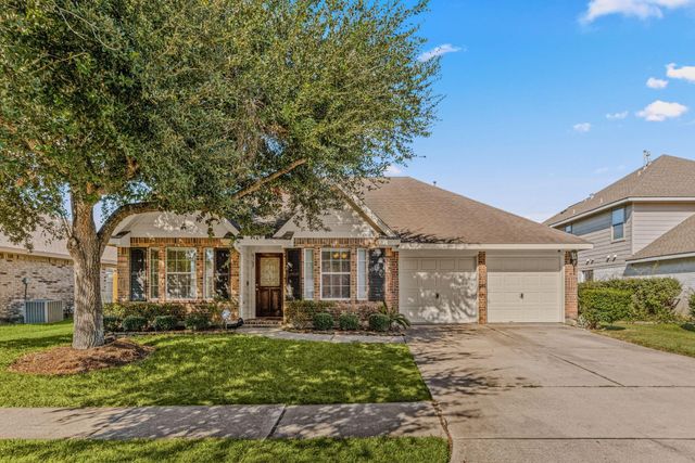 6107 Hubbell Dr — Cypress Village Sec 1-2