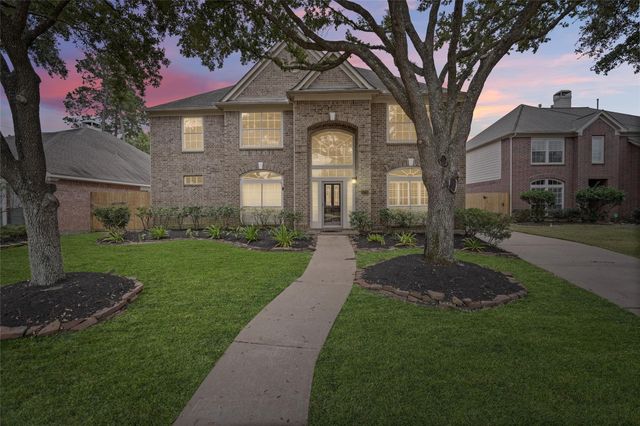 11719 Lakewood Crossing Dr — Lakewood Grove Sec 08