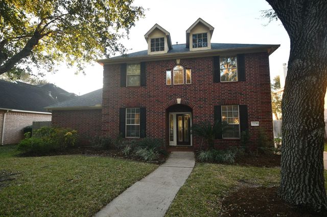 2438 Plantation Bend Dr — Plantation Bend