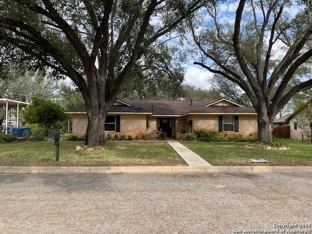 1216 Mockingbird — Chaparral