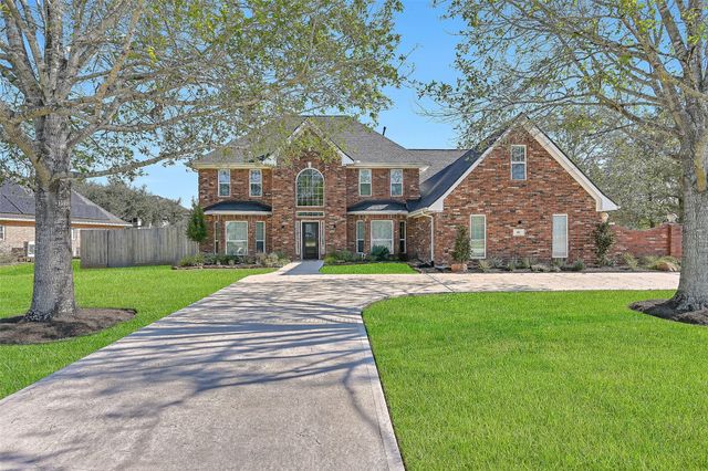 101 Oak Dr — Polly Oaks