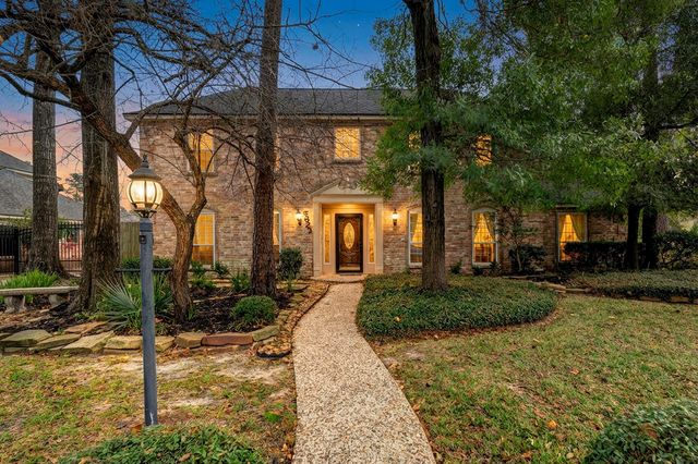 6623 Ampton Dr — Wimbledon Estates & Racquet Club