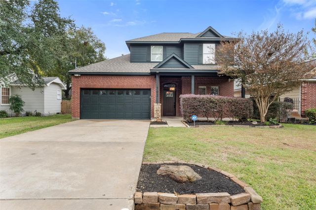 702 Clayton St — Tomball Townsite