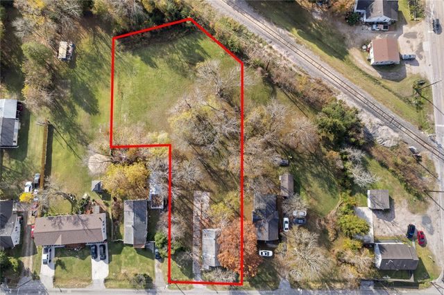 2105 Beaumont Rd — Pringle & Pringle