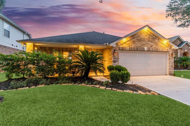 4618 Countrypines Dr — Country Lake Estates Sec 02