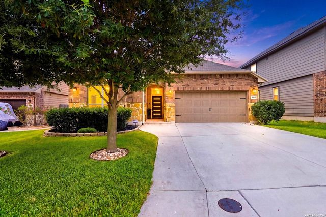 8926 Grand Western — NOTTING HILL