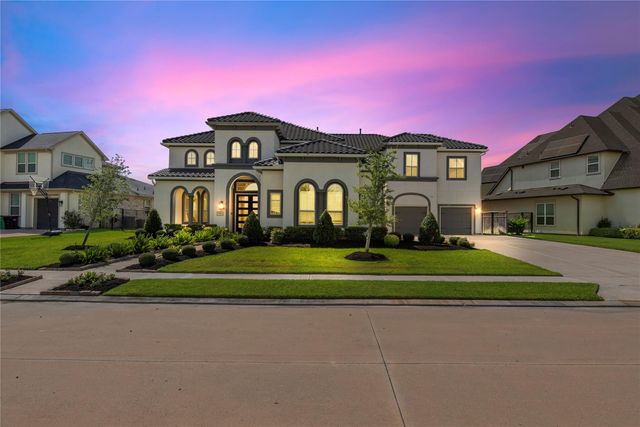 10643 Crystal Spring Dr — Sienna Plantation