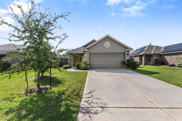 8635 Wooster Trails Dr — Wooster Xing Sec 3