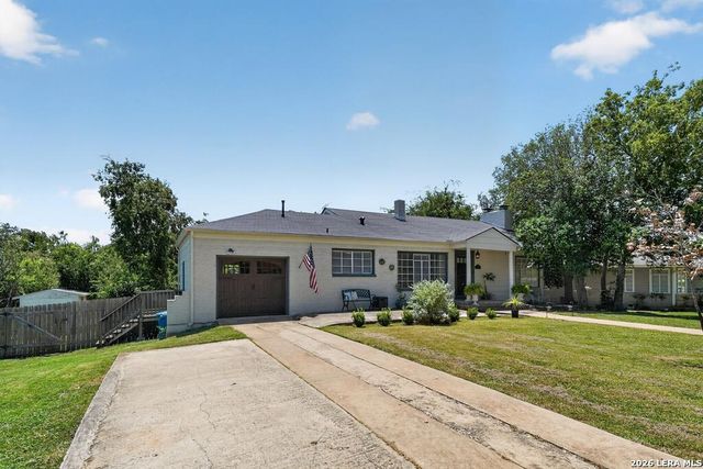 713 Bluebell Rd. — Bluebell Hills