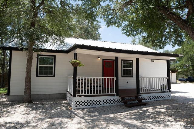 1627 FOREST LAKE DR — Cypress Lake Gardens