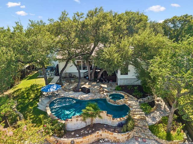 406 Marsh Oval — OAKWOOD ESTATES