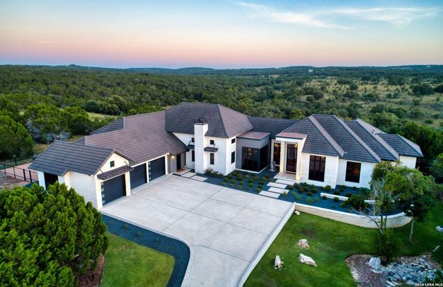 121 Greystone Pt — CORDILLERA RANCH