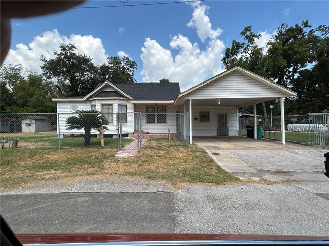 307 Hafer St — Pringle 2
