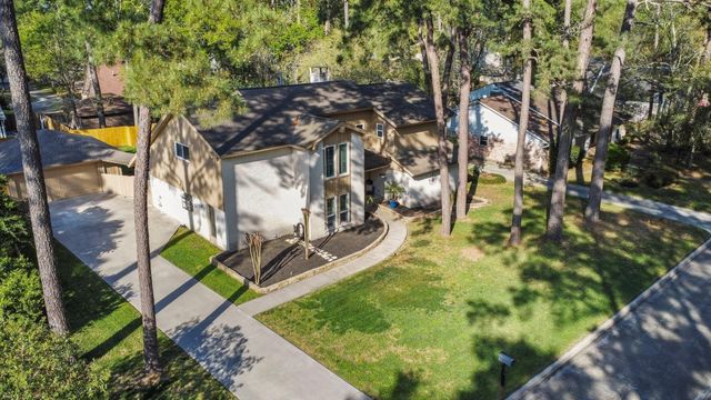 2007 Seven Oaks Dr — Trailwood Village