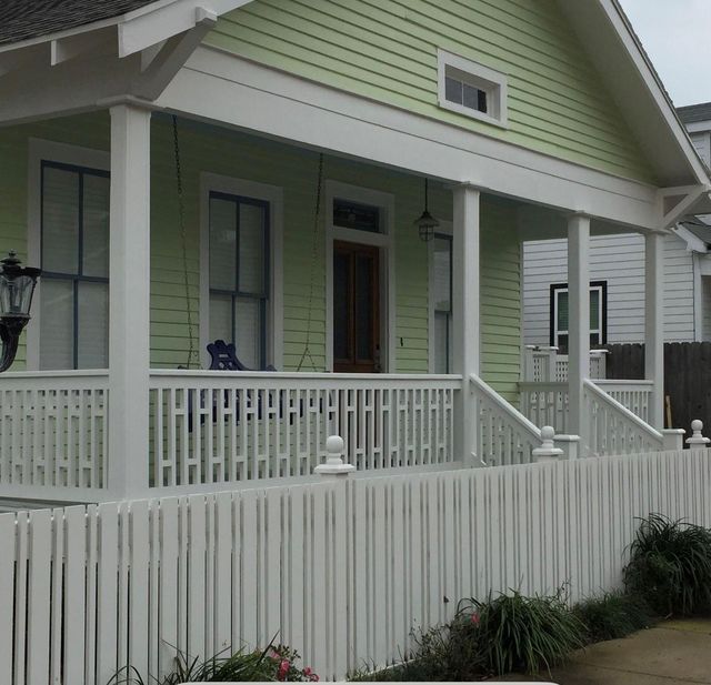901 Post Office St — Galveston Townsite