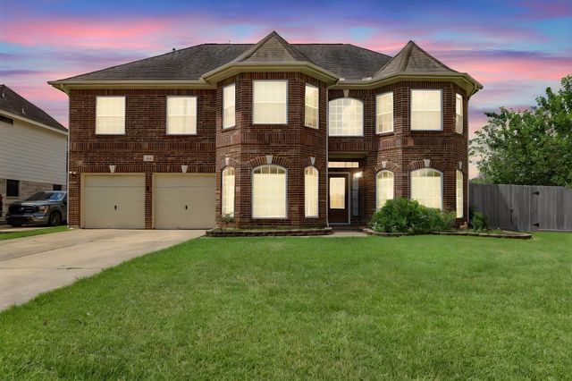 4302 Tree Line Dr — Village Grove East Sec 03