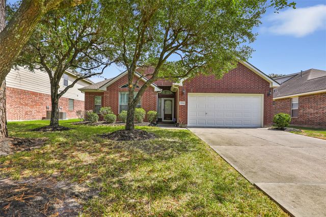 26924 Manor Falls Dr — Kings Manor 14