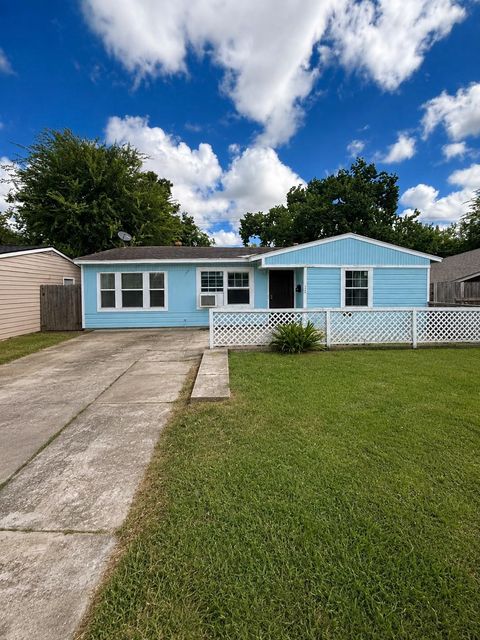2405 Ingersol Ave — Red Bluff Terrace Sec 05