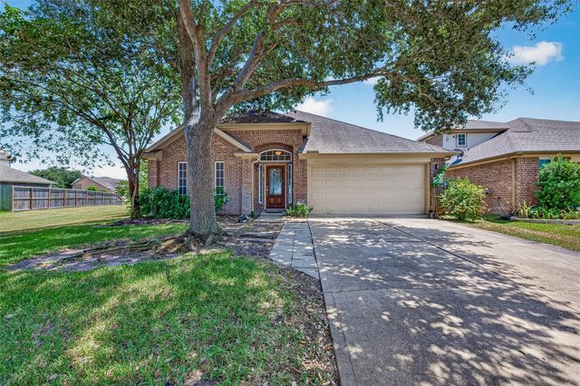 2014 Foxgate Dr — Kingdom Heights