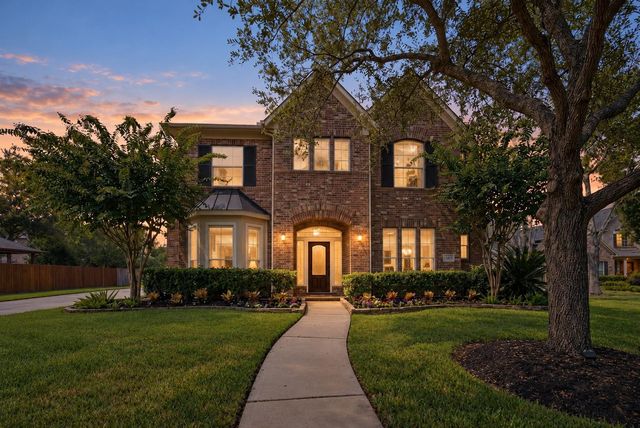 8734 Stowe Creek Ln — Sienna Village Of Waters Lake Sec 19