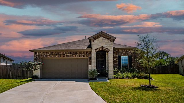 3111 Clydesdale Dr — Mustang Rdg