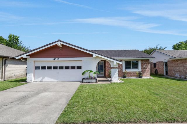 8515 Oakhaven Rd — Brookglen