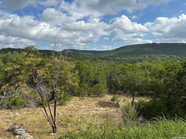 737 Flaman Rd — CLEAR WATER ESTATES