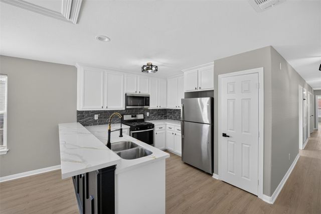 2917 Avenue M — Galveston Outlots