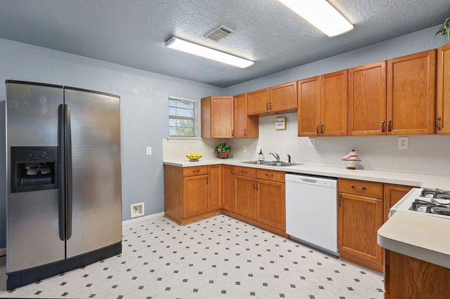 7417 Stephanie Dr — Spencer View Terrace