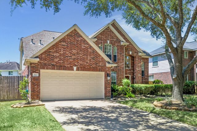 2843 Five Oaks Dr — Sienna