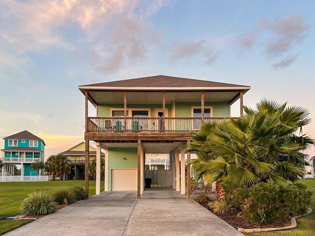 25011 Sausalito Dr — Laguna San Luis