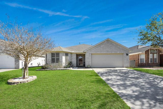 33 Clara Barton Ln — Barton Square 2002
