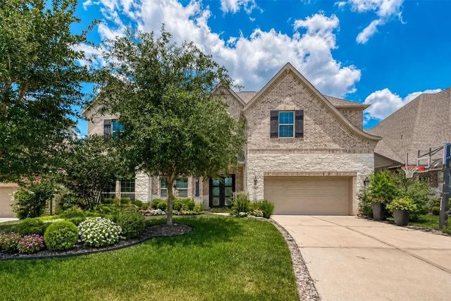 115 N Winter Sunrise Cir — Woodlands Creekside Park West Se