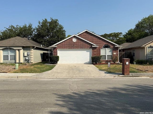 212 DOGWOOD DR — SHADOW PARK