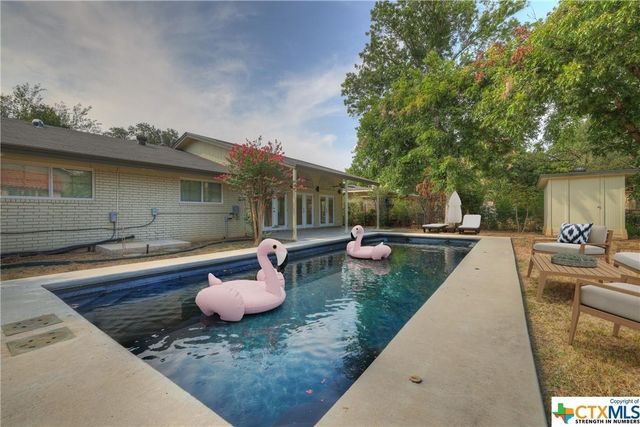 911 Mulberry Ave — Landa Park Estates